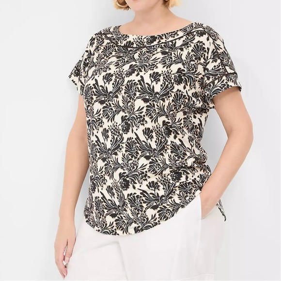 Lane Bryant Relaxed Cap-Sleeve Boatneck Top Size 14/16 - Picture 2 of 10